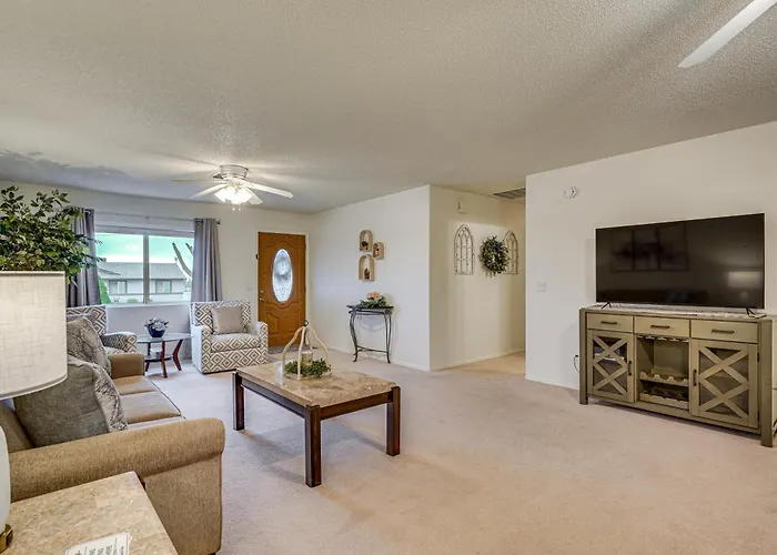 Yard, Patio & Grill! Near Monastery Holiday home *