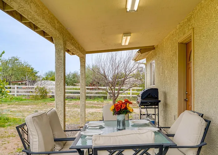 Yard, Patio & Grill! Near Monastery * Florence